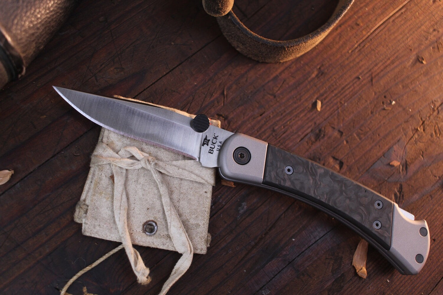 Couteau Buck 110 Hunter Legacy Edition - Fibre de Carbone & S45VN - 0110CFSLE1